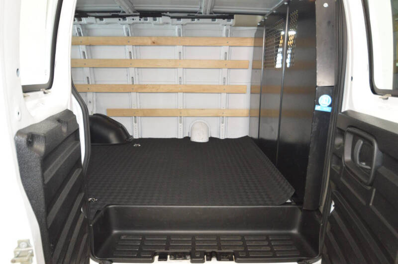 2024 Chevrolet Express 2500