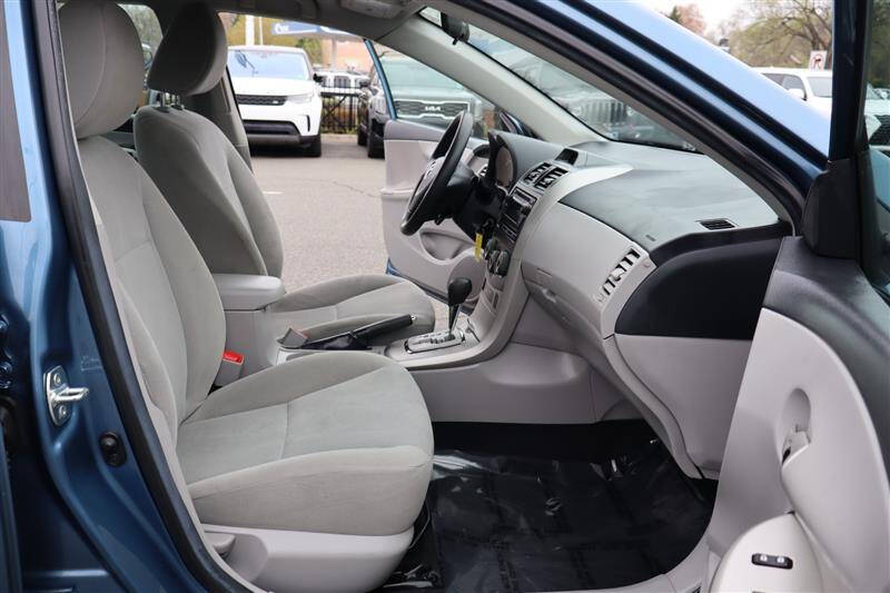 2012 Toyota Corolla LE