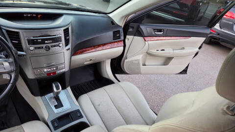 2011 Subaru Outback 2.5i Limited