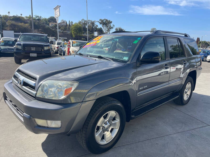 2005 Toyota 4Runner SR5 photo 3