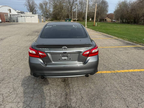 2016 Nissan Altima 2.5 SR