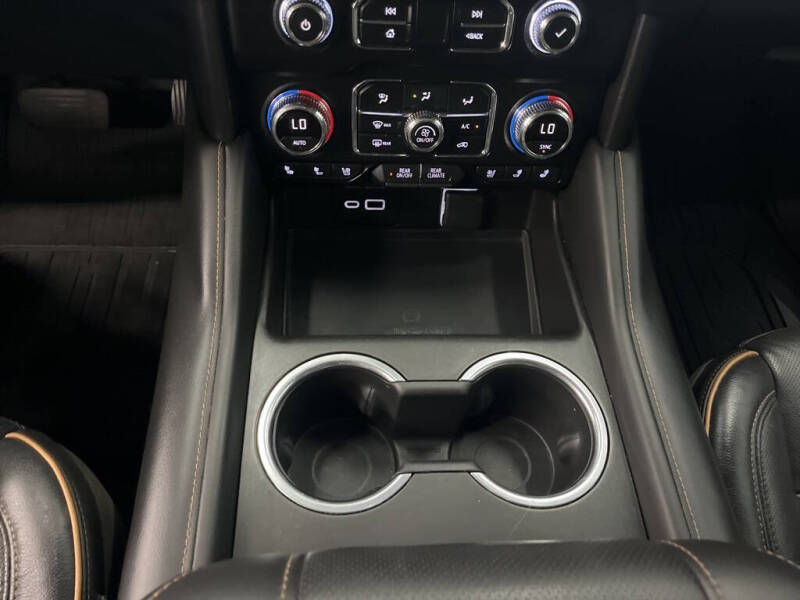 2021 GMC Yukon XL AT4