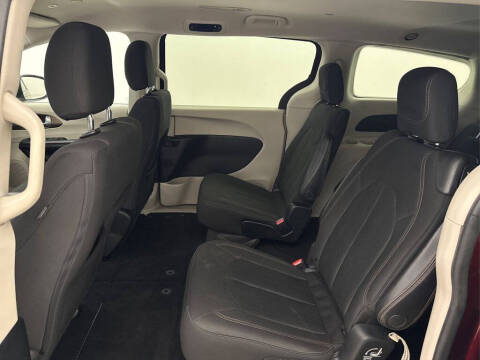 2018 Chrysler Pacifica LX