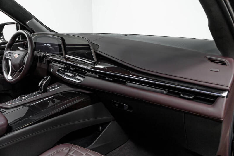 2022 Cadillac Escalade Sport Platinum