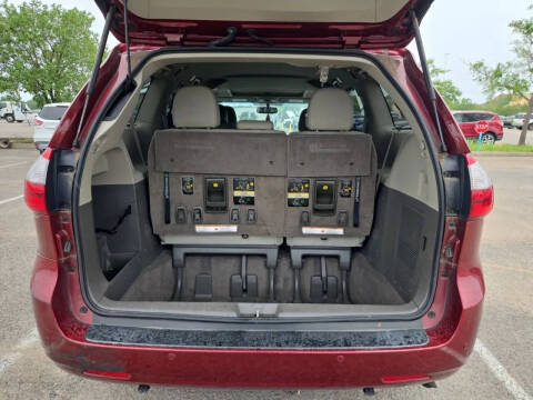 2015 Toyota Sienna