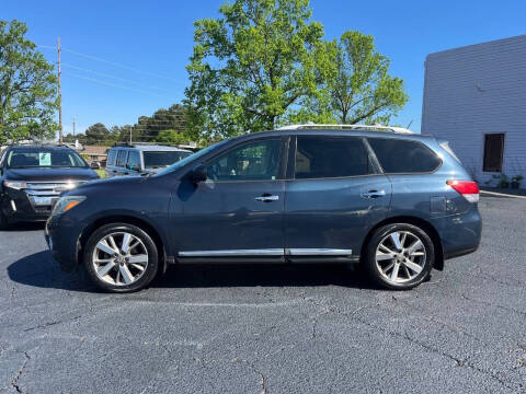 2016 Nissan Pathfinder SV