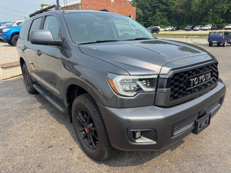 2020 Toyota Sequoia SR5