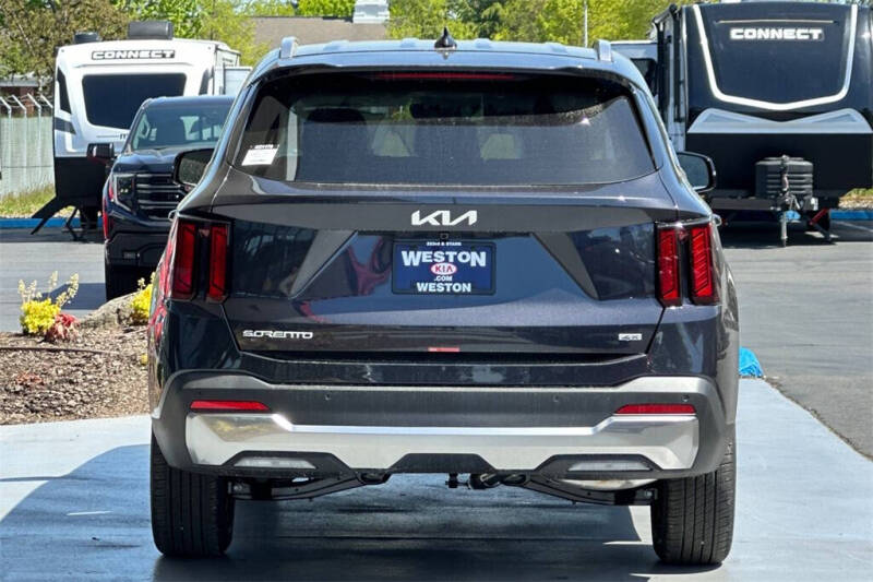 2025 Kia Sorento S