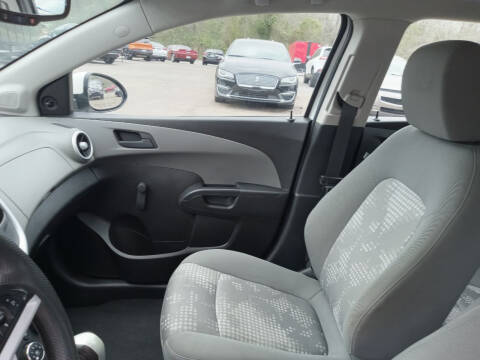 2017 Chevrolet Sonic LT Auto Fleet