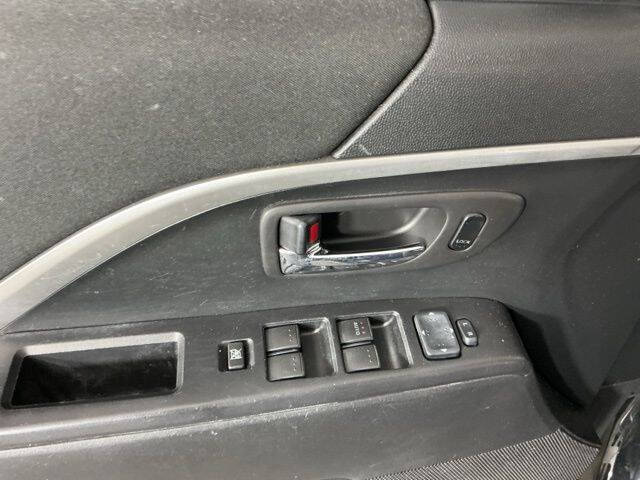 2012 Mazda MAZDA5 Sport