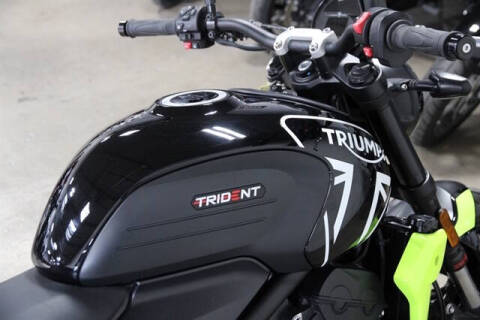 2024 Triumph Trident 66