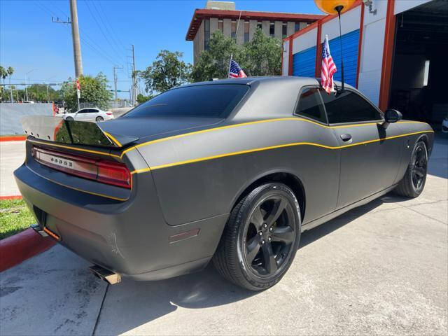 2014 Dodge Challenger Coupe - $18,497