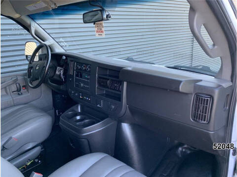 2023 Chevrolet Express 2500