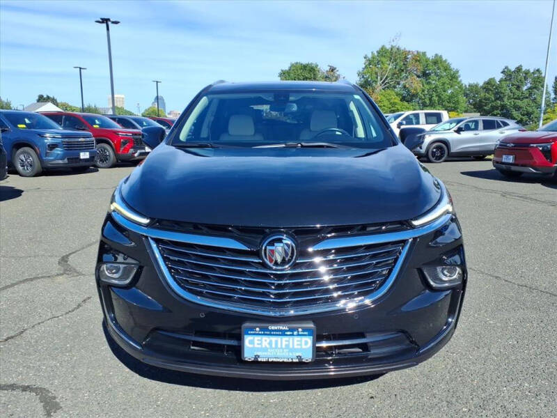 2022 Buick Enclave Essence