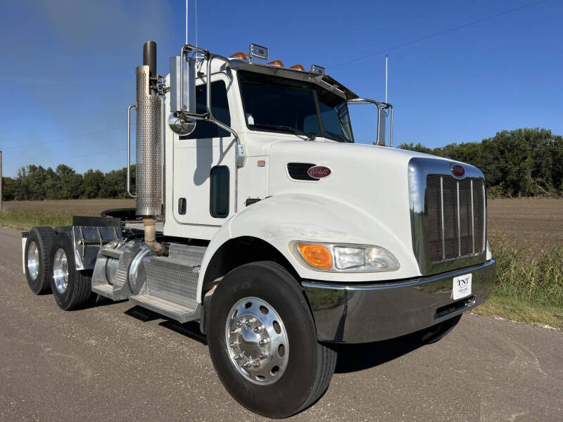 2014 Peterbilt 348