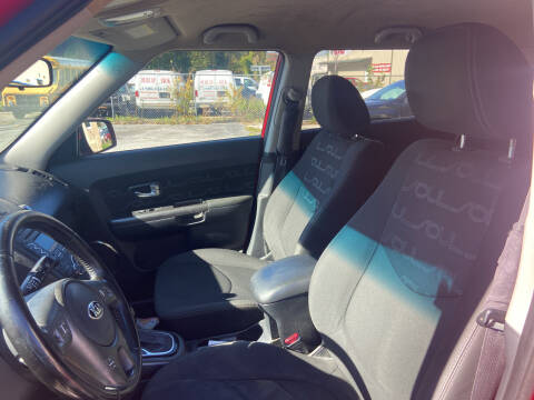 2013 Kia Soul for sale at GALANTE AUTO SALES LLC in Aston PA