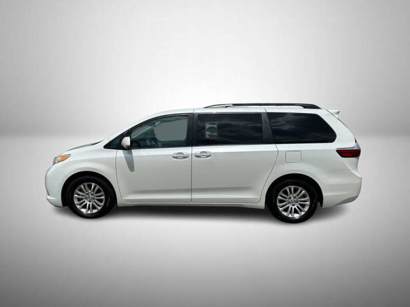 2017 Toyota Sienna
