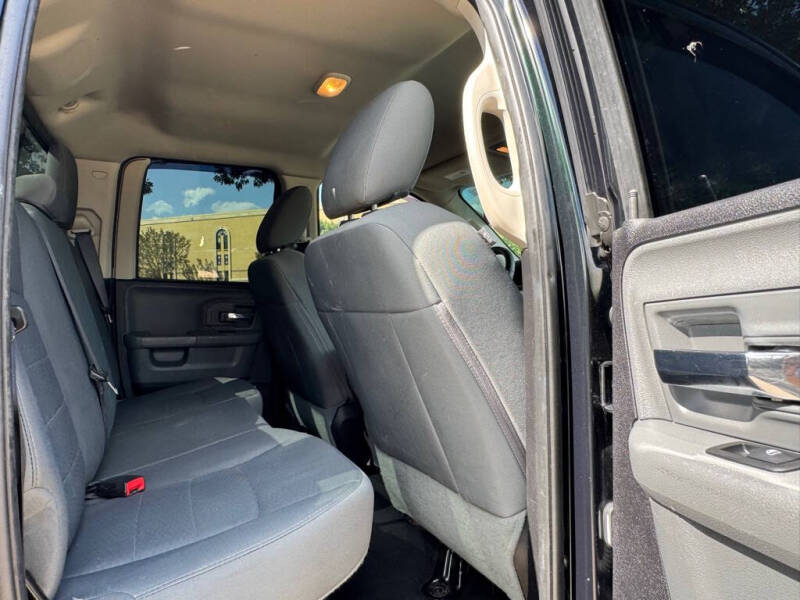 2016 RAM 1500 SLT