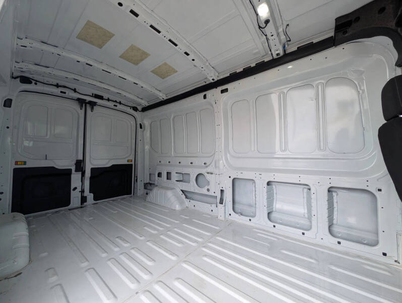 2023 Ford E-Transit