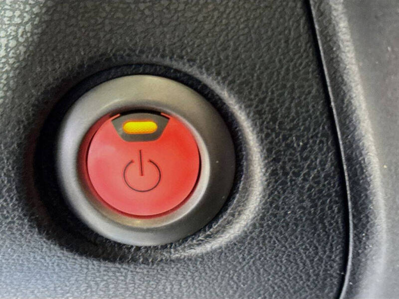 2014 Nissan LEAF SL