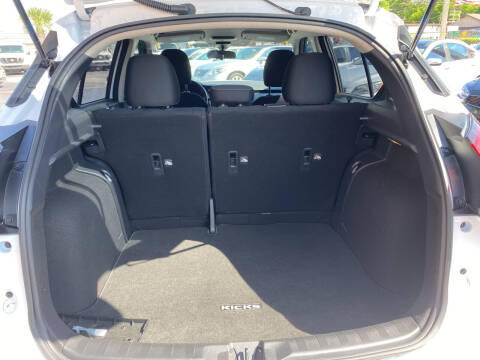 2021 Nissan Kicks SV