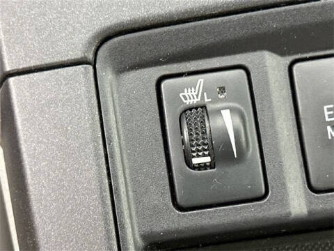 2016 Toyota Camry Hybrid XLE