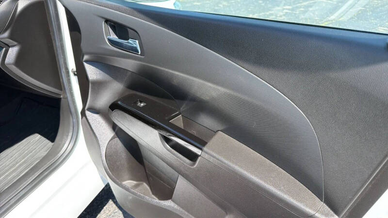 2017 Chevrolet Sonic Premier Auto