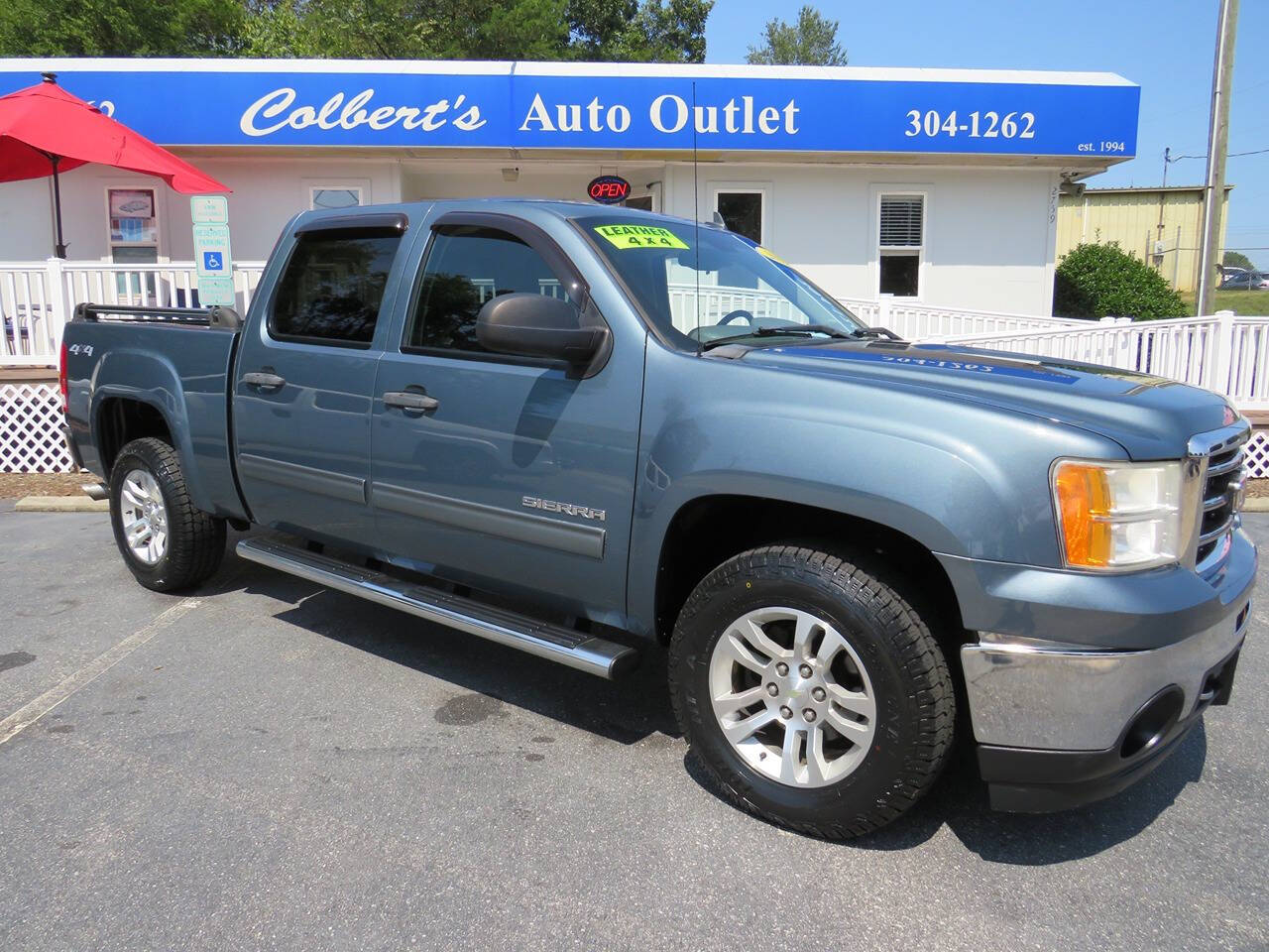 2013 GMC Sierra 1500 for sale at Colbert's Auto Outlet in Hickory, NC