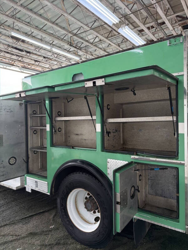 2002 International 4900