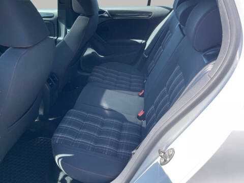 2011 Volkswagen GTI Autobahn PZEV