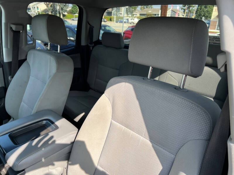 2019 Chevrolet Silverado 1500 LD Custom