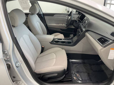 2016 Hyundai Sonata Hybrid SE