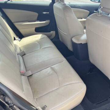 2011 Chrysler 200 Limited