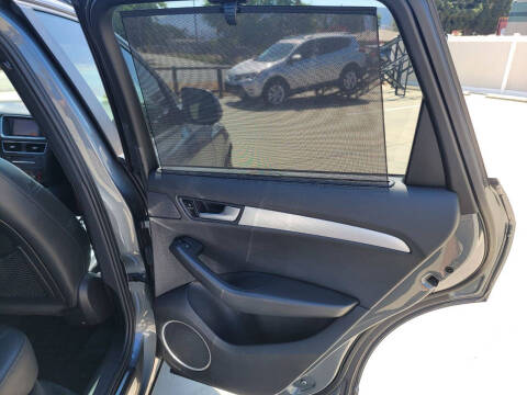 2012 Audi Q5 3.2 quattro Prestige