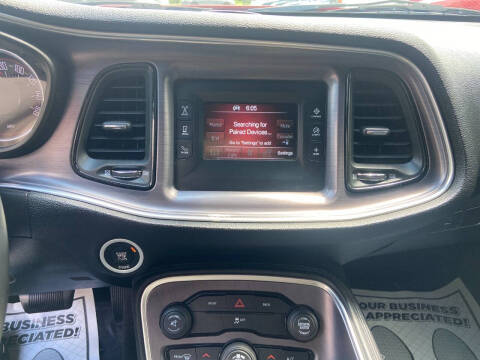 2016 Dodge Challenger SXT