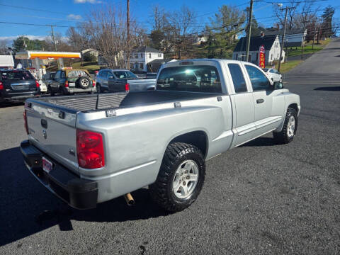 2005 Dodge Dakota Laramie