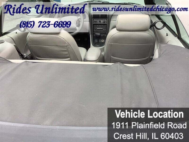 2002 Ford Mustang Deluxe