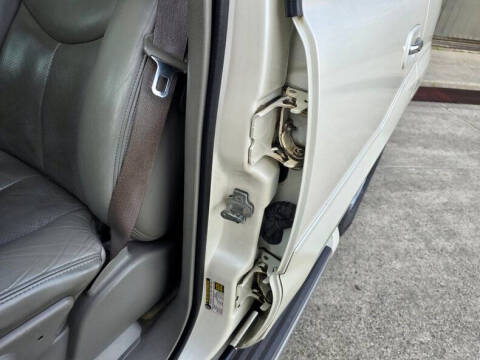 2004 Cadillac Escalade