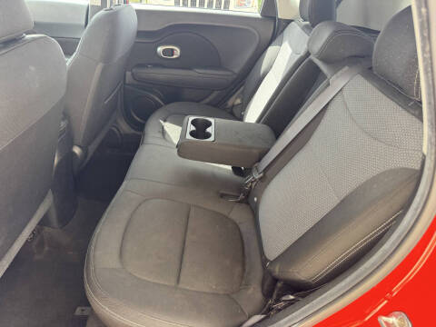 2017 Kia Soul +