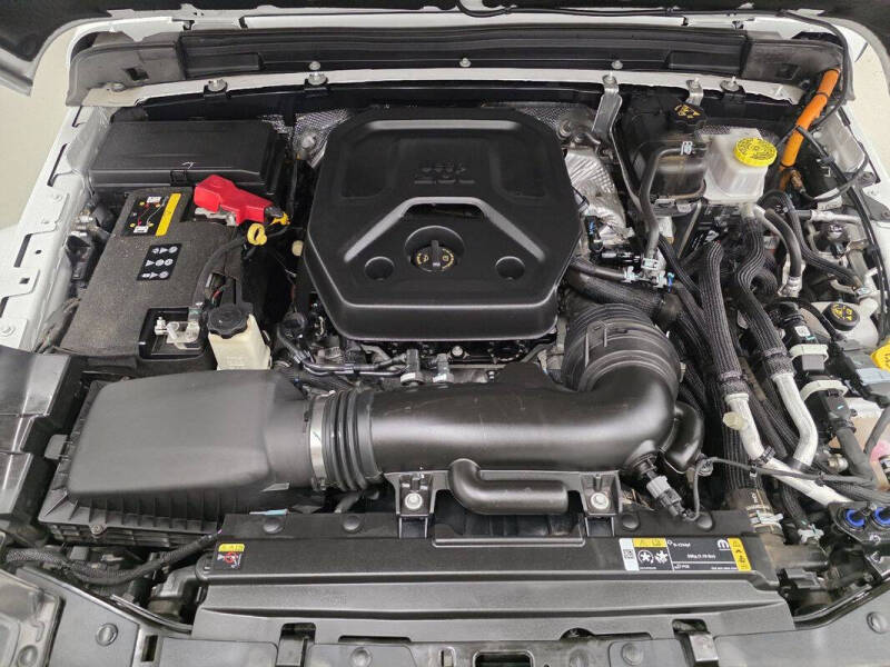 2024 Jeep Wrangler Sahara 4xe