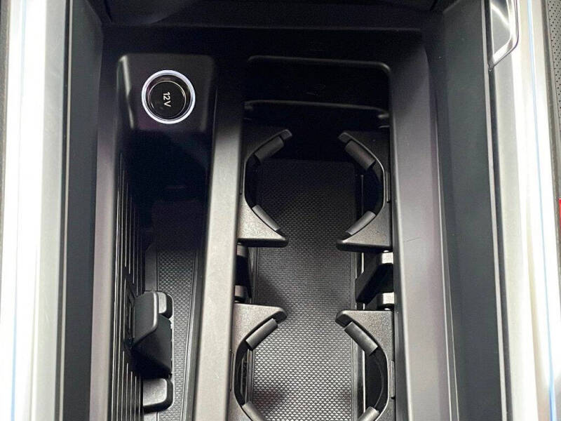 2019 Audi e-tron quattro Prestige