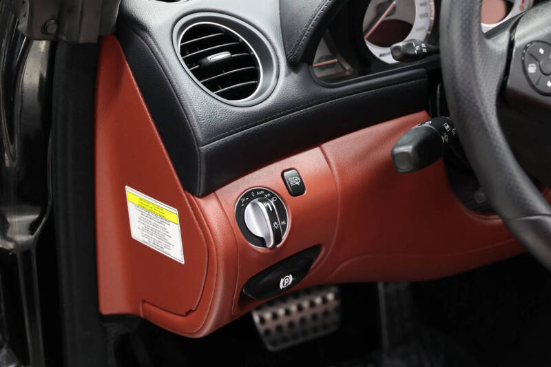 2012 Mercedes-Benz SL-Class SL 63 AMG