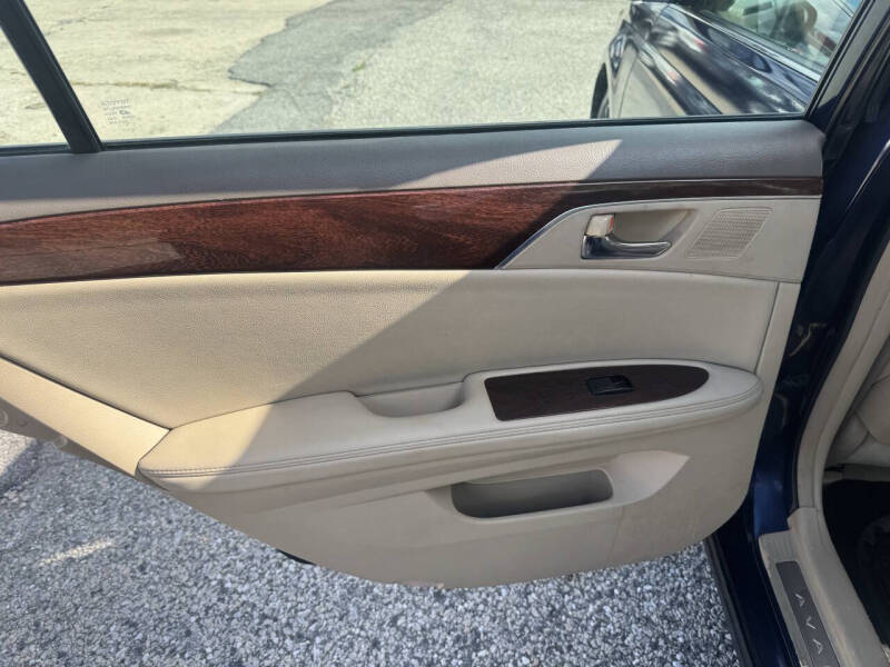 2008 Toyota Avalon XLS