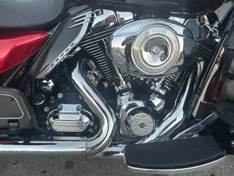 2013 Harley-Davidson Electra Glide Limited FLHTK