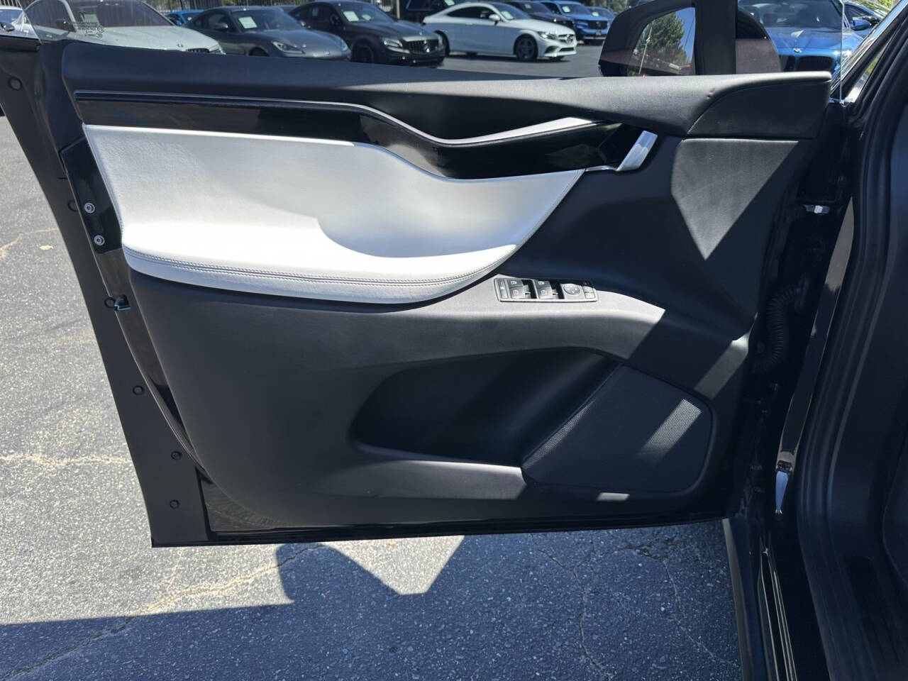 Black 2018 Tesla Model X 75D AWD 75D 4dr SUV 26