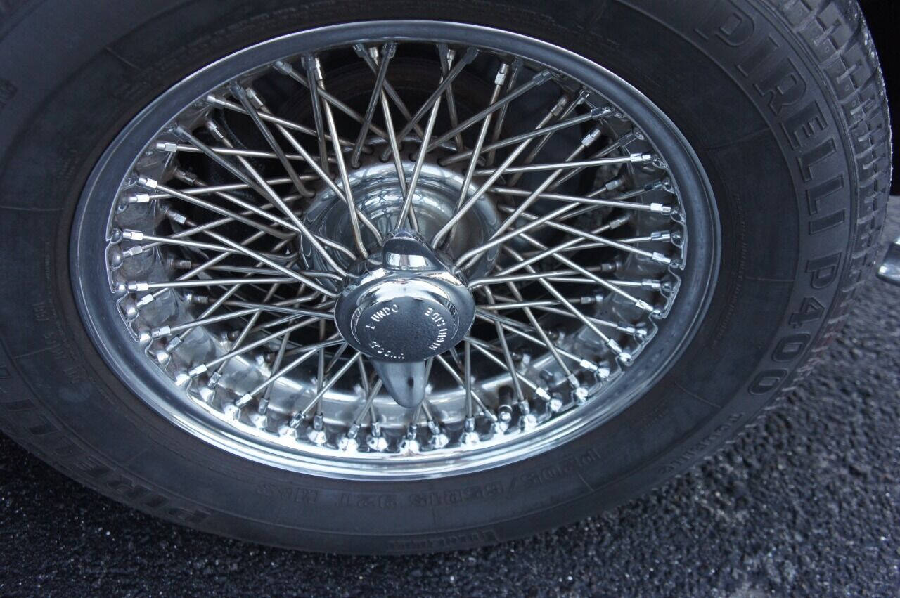 1967 Austin-Healey 3000 MK111 28