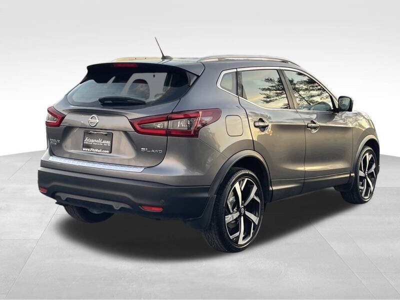 2022 Nissan Rogue Sport SL