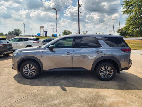 2024 Nissan Pathfinder S