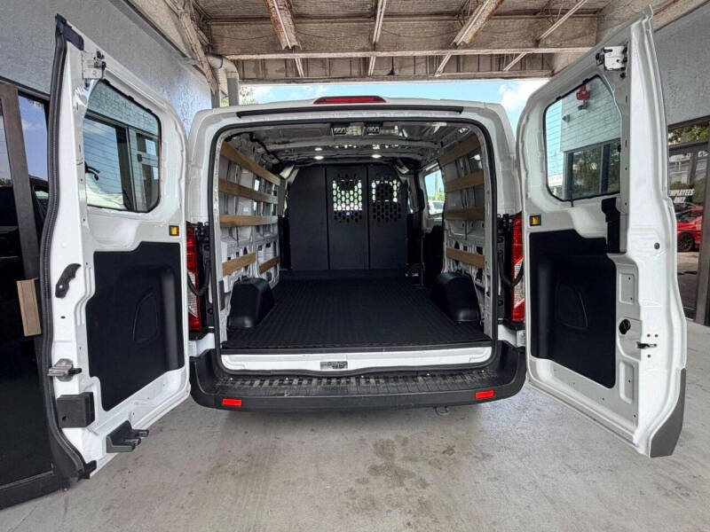 2025 Ford Transit