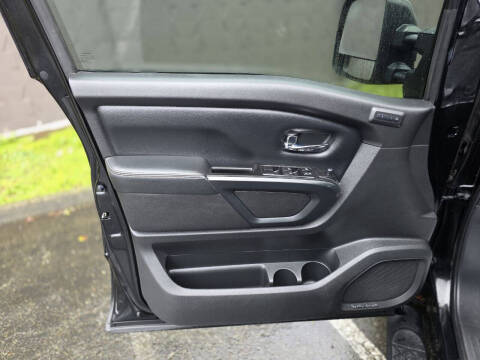 2018 Nissan Titan XD SL